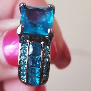 NWOT  Fashion Ring Aquamarine                 0099